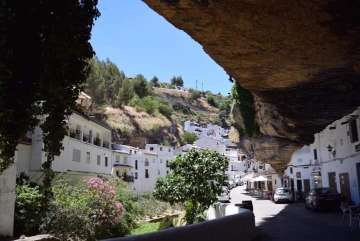 La Casa Del Rio Apartment Setenil De Las Bodegas ภายนอก รูปภาพ