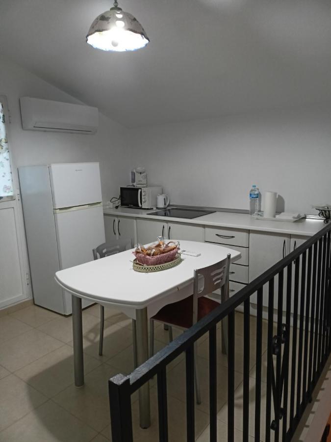 La Casa Del Rio Apartment Setenil De Las Bodegas ภายนอก รูปภาพ